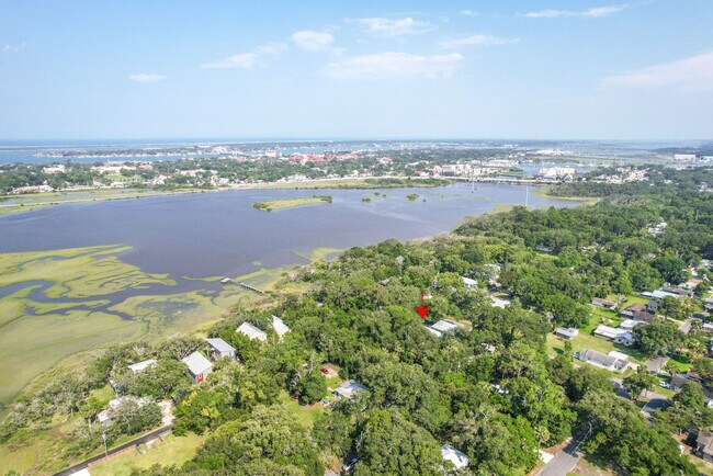 Building Photo - 52 Florida Ave