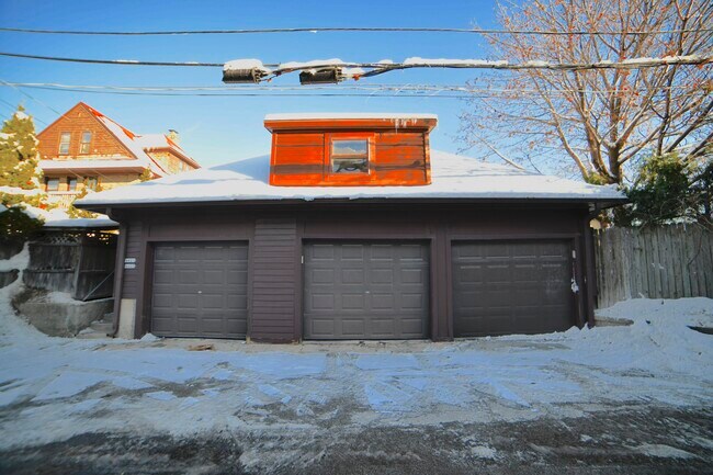 Building Photo - 4421 N Cramer St