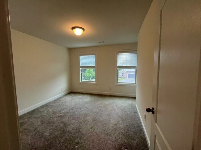 Building Photo - 311 Alamosa Pl