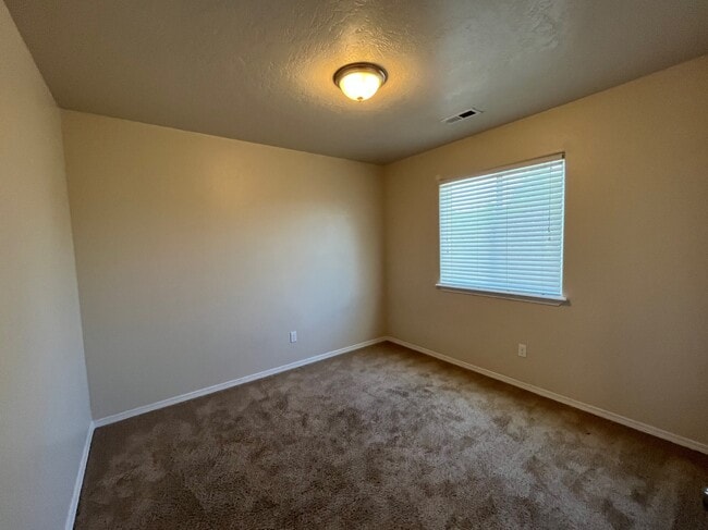 Building Photo - 5537 S Moonfire Way