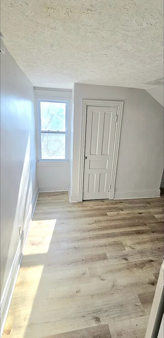 Building Photo - Spacious 4-Bedroom Home with 3-Car Garage, Deck & More!!