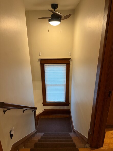 Building Photo - 307 E South St