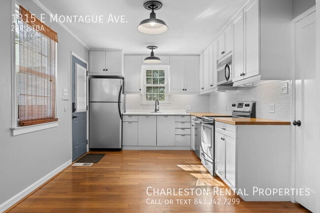 Building Photo - 1315 E Montague Ave