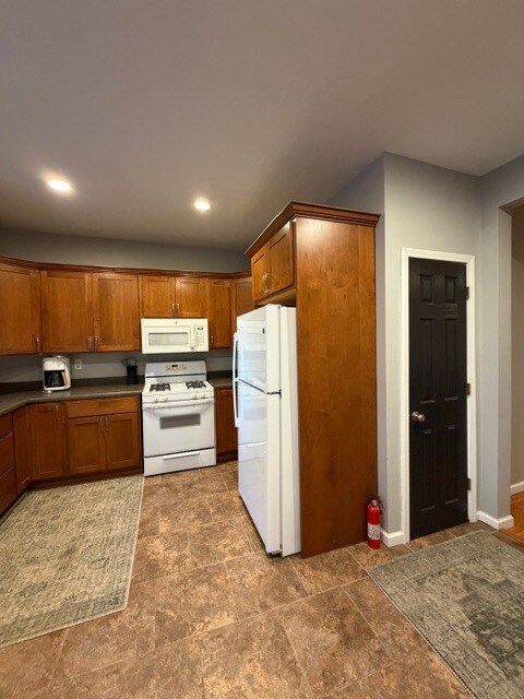 Building Photo - 1119 Hill Ave