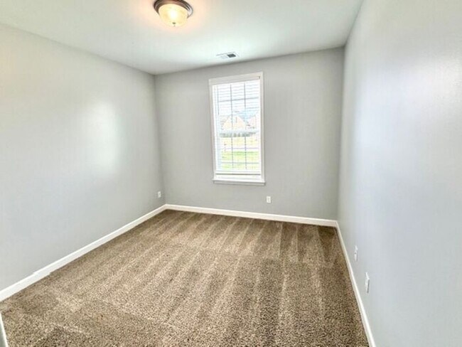 Building Photo - Now Leasing A Brand New 5 Bedroom 3 Bath Home In Olive Branch