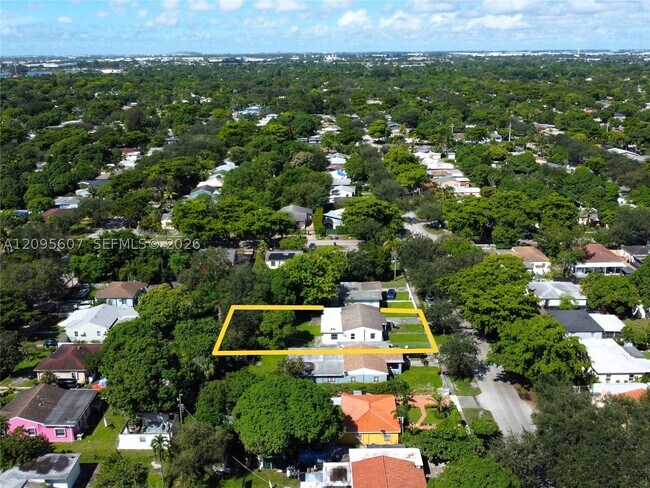 Building Photo - 760 NW 126th St
