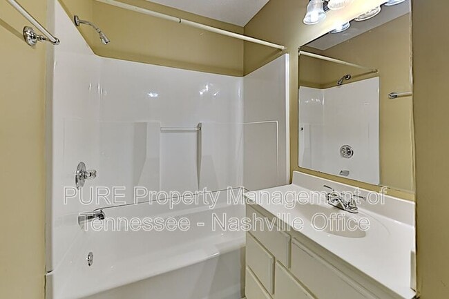 Building Photo - 4212 B Sweden Dr