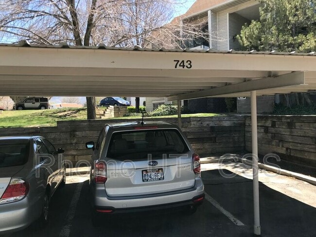 Building Photo - 4633 S Quail Vis Cv