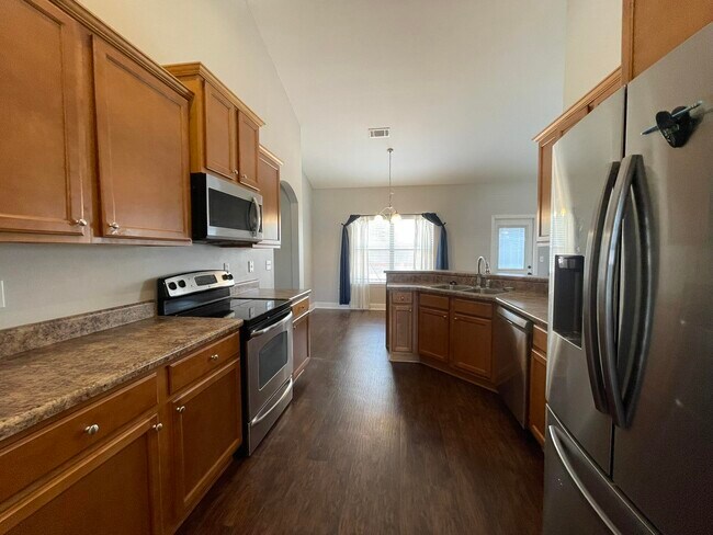 Building Photo - 148 Crab Apple Ave