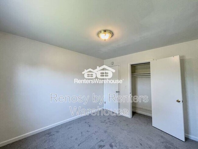 Building Photo - 2444 Tullibee Dr