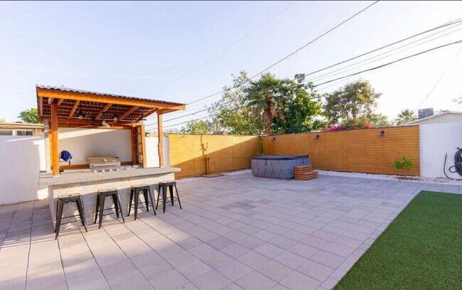 Building Photo - 4214 N 20th St