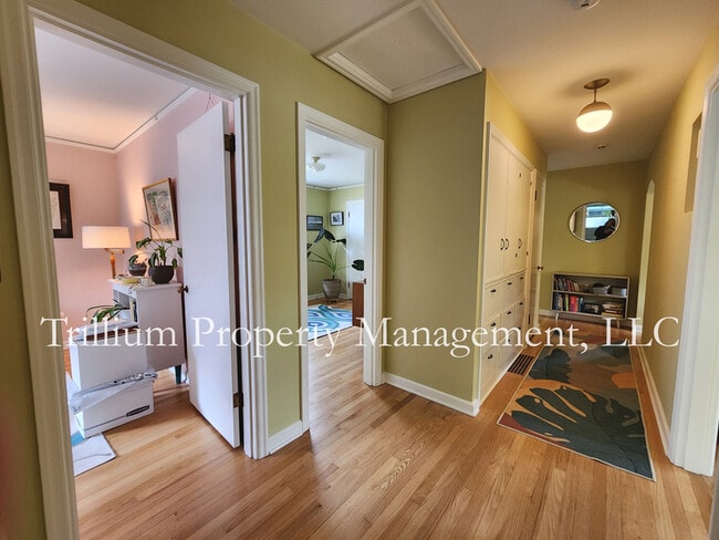 Building Photo - 5935 N Concord Ave