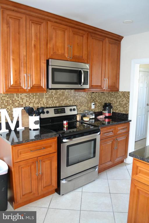 Building Photo - 114 Southfield Rd