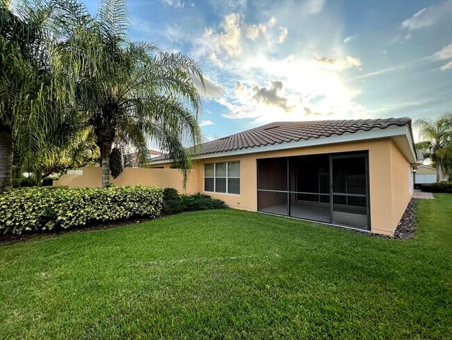 Building Photo - Capri Villa in Village Walk-11831 Iselle D...