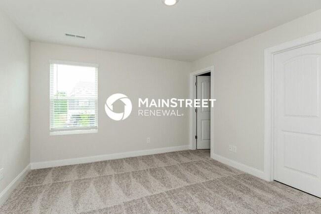 Building Photo - 4 Bedroom Pet-Friendly Home in Monroe, NC with Main Street Renewal