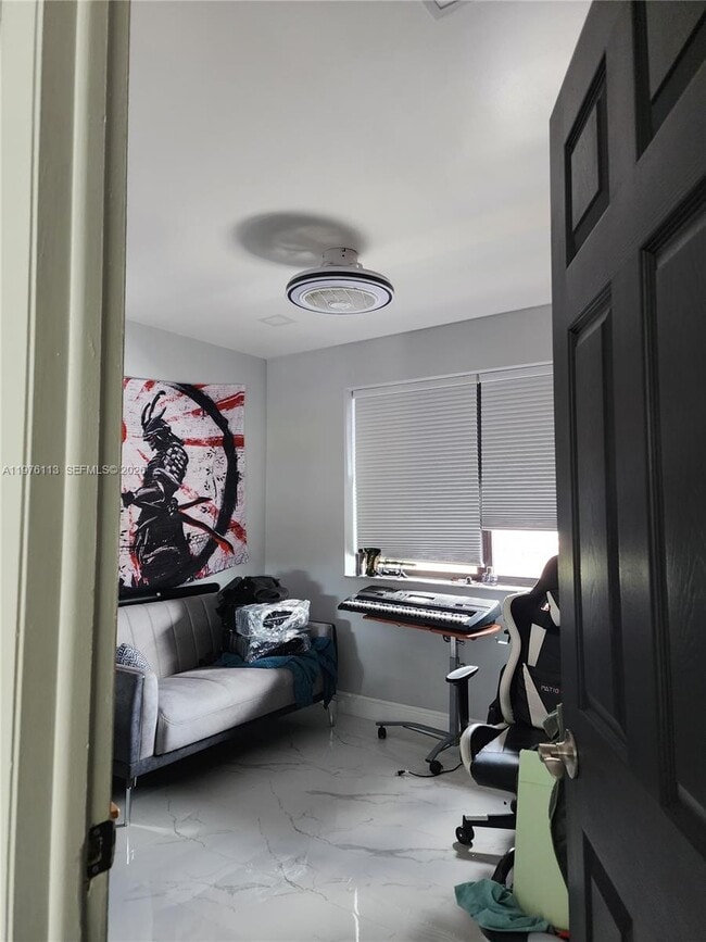 Building Photo - 10046 Winding Lake Rd