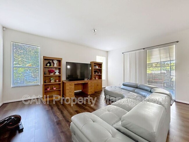 Building Photo - 3104 Conrad Ct