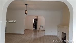 Building Photo - 2130 SW 23rd Terrace