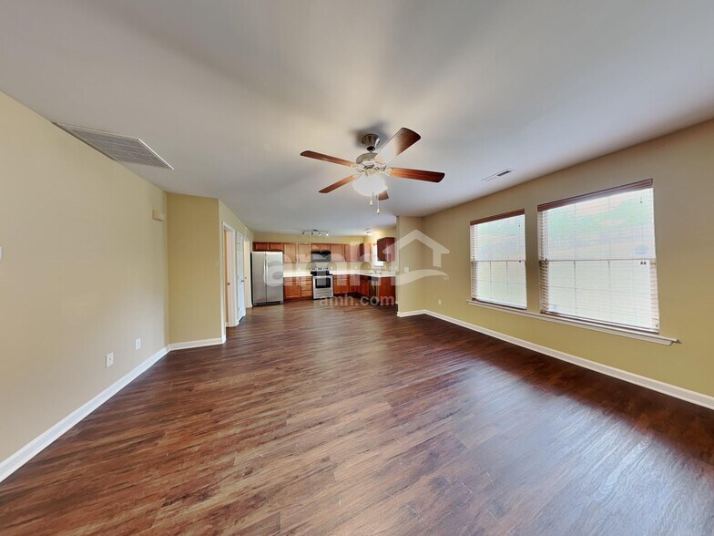 Building Photo - 4652 Midstream Crossing Dr