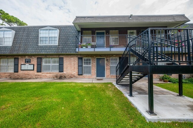 Building Photo - 9015 Gaylord Dr