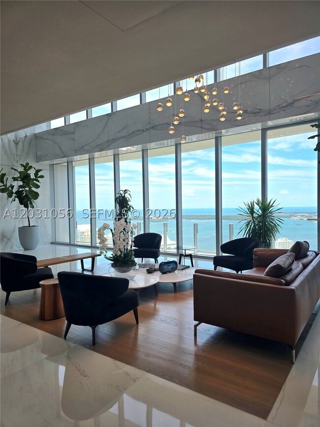 Building Photo - 300 Biscayne Blvd