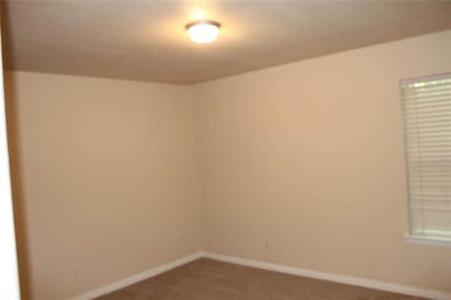 Building Photo - 502 Bellevue Ln