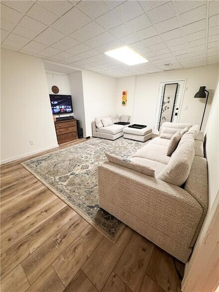 Building Photo - 5053 Wood Haven Ct