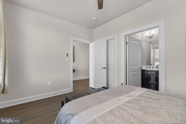 Building Photo - 8417 Bald Eagle Ct