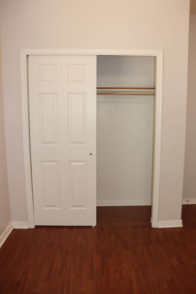 Building Photo - Beautiful West Side Home in Gated Community