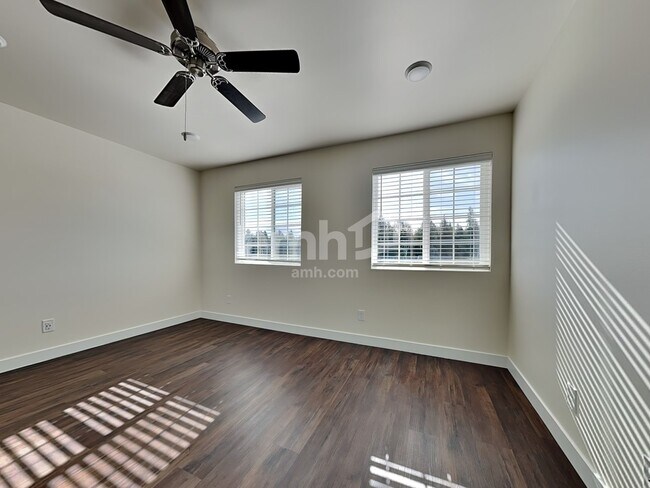 Building Photo - 7703 Verona Lp SW