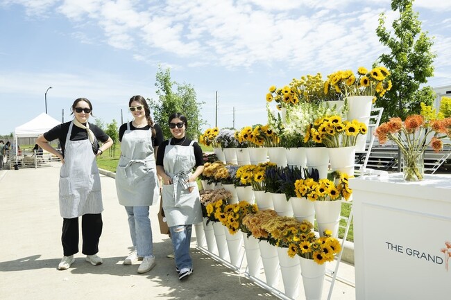 Building Photo - 16843 Old Wagon Wy