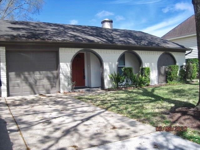 Building Photo - 16011 Hickory Knoll Dr