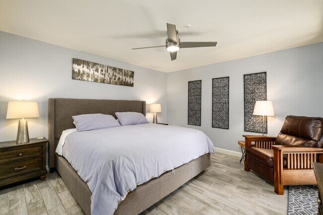 Building Photo - 9695 N 93rd Way