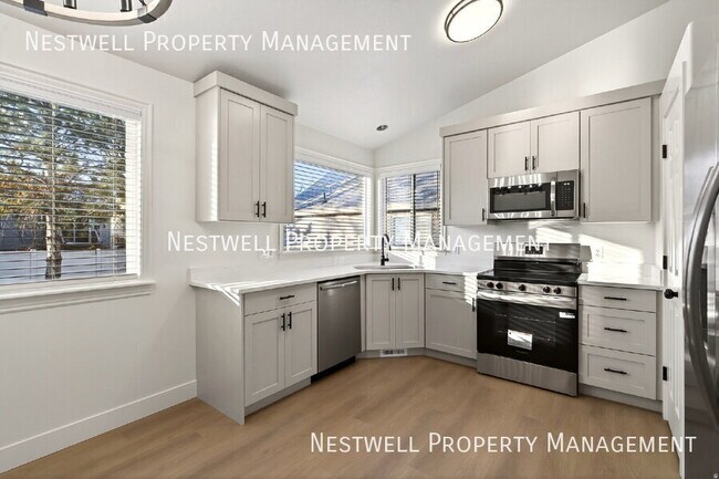 Building Photo - 269 Beverlee Ann Dr