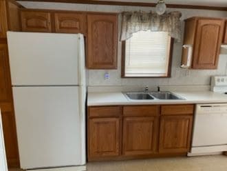 Building Photo - 4909 N Old Hwy 41