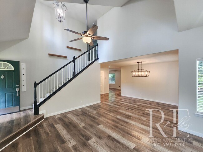 Building Photo - Forest-Edged Retreat with Pasture Access –...