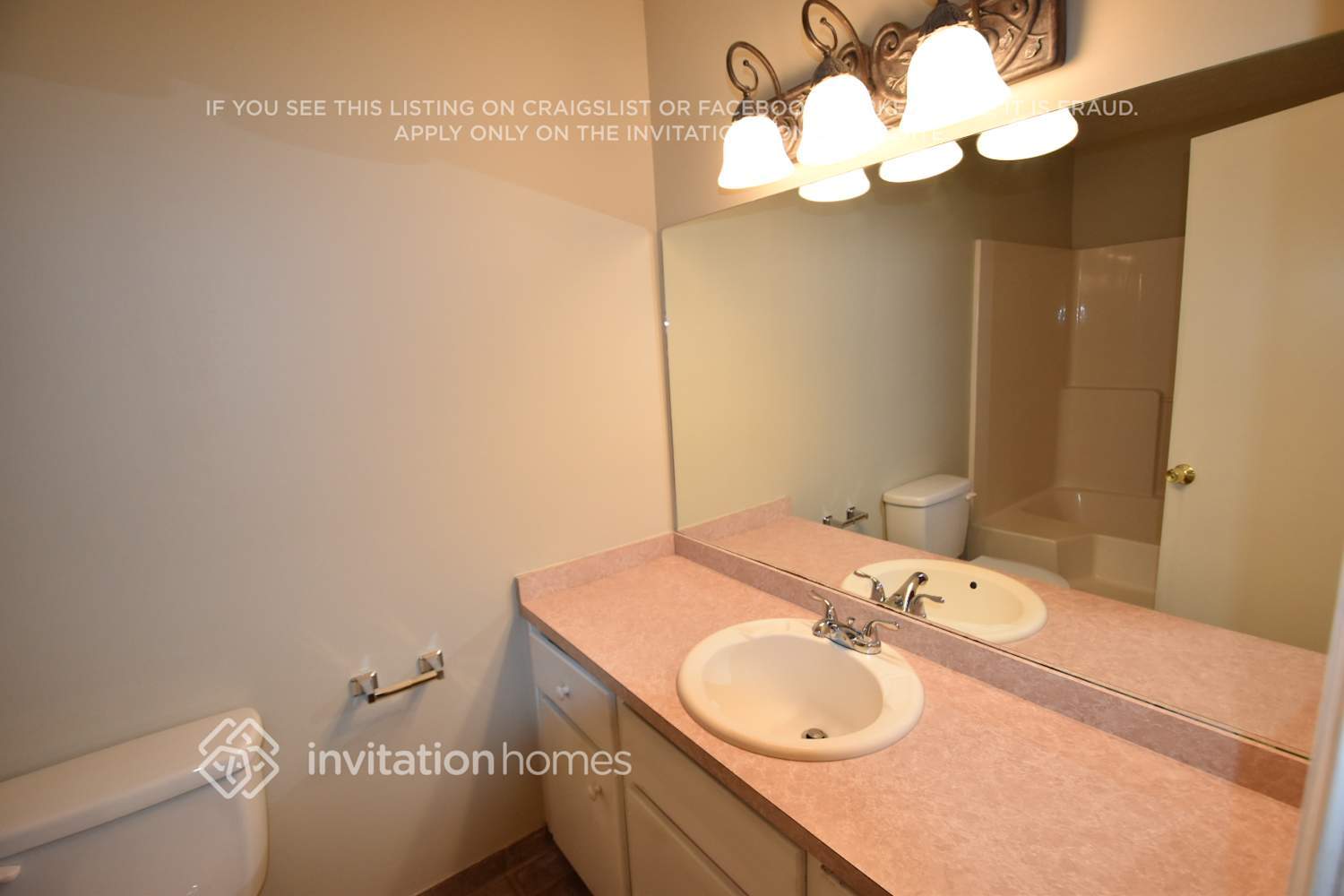 Building Photo - 3427 Hill Ln