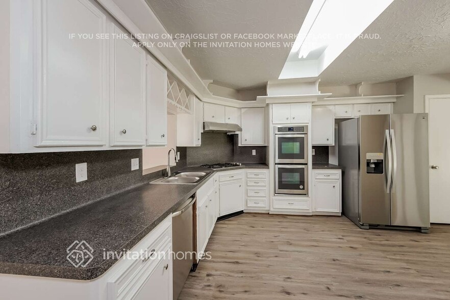 Building Photo - 3243 Cherry Springs Dr