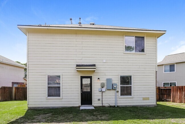 Building Photo - 1403 Natural Pine Trail