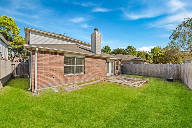 Building Photo - 10211 E Summit Canyon Dr