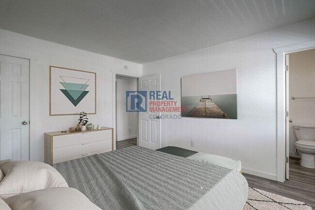 Building Photo - 1625 N Murray Blvd