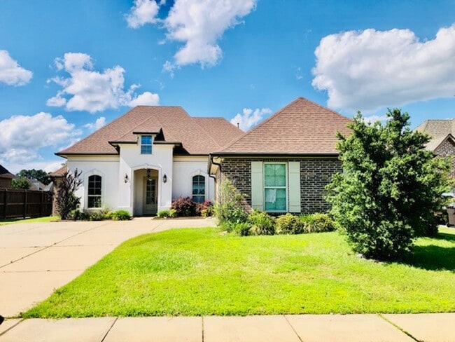 Building Photo - $250 OFF MOVE IN SPECIAL-TURTLE CREEK-GATED-BENTON-BEAUTIFUL HOME-NEAR CYPRESS BLACK BAYOU