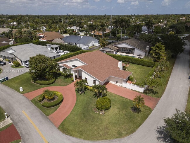 Building Photo - 13945 SW 107th Ct