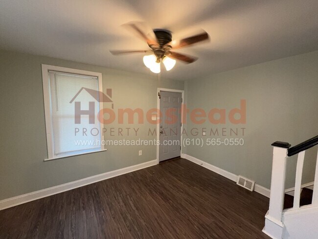 Building Photo - 3 BEDROOM HOME IN CLIFTON HEIGHTS!