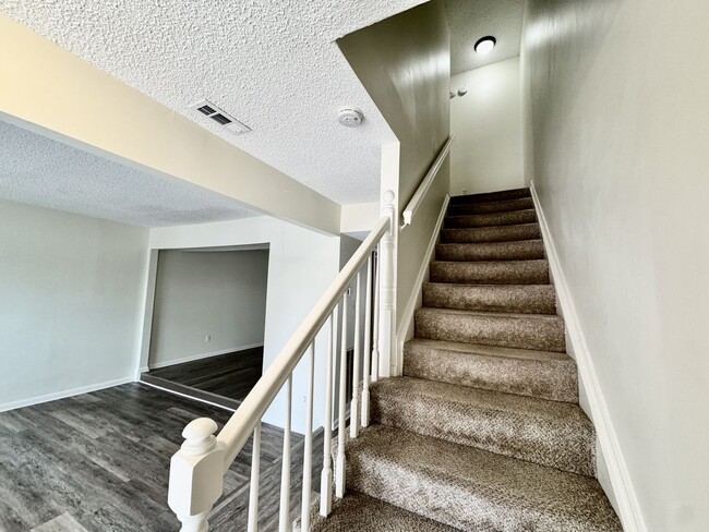 Building Photo - READY NOW!! Fenced Patio - Pet Friendly - Over 1,500 Square Feet!!