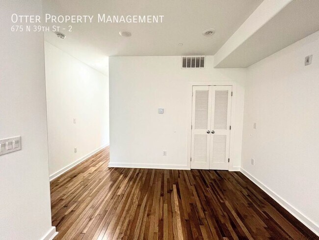 Building Photo - 675 N 39th St
