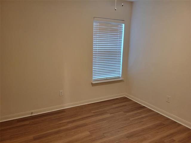 Building Photo - 1200 Lombardy Dr