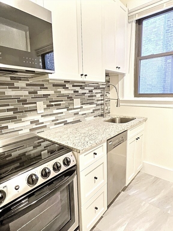 Building Photo - 1386 Beacon St