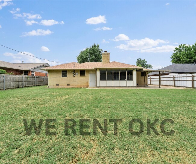 Building Photo - 3016 Shadybrook Dr