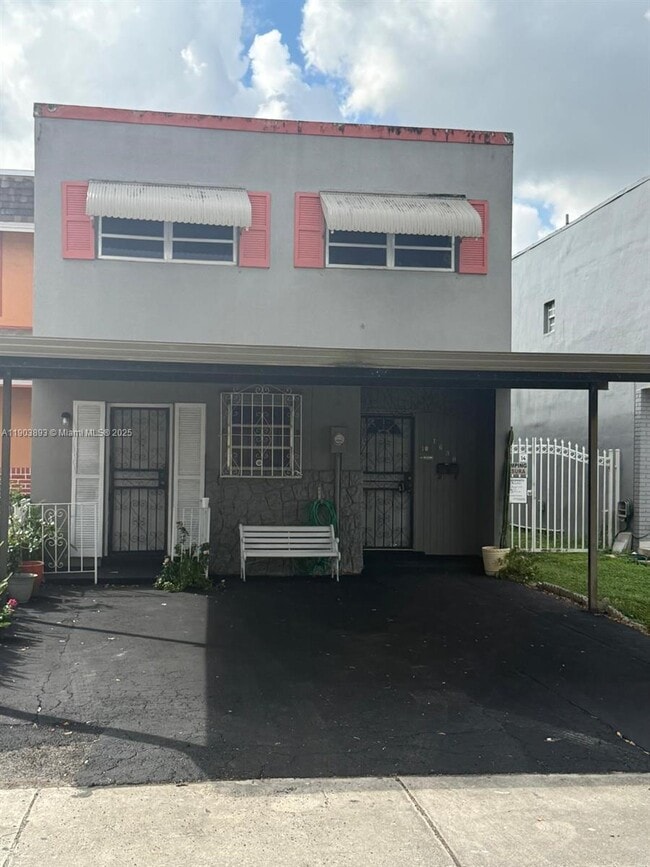 Building Photo - 1630 W 74th St